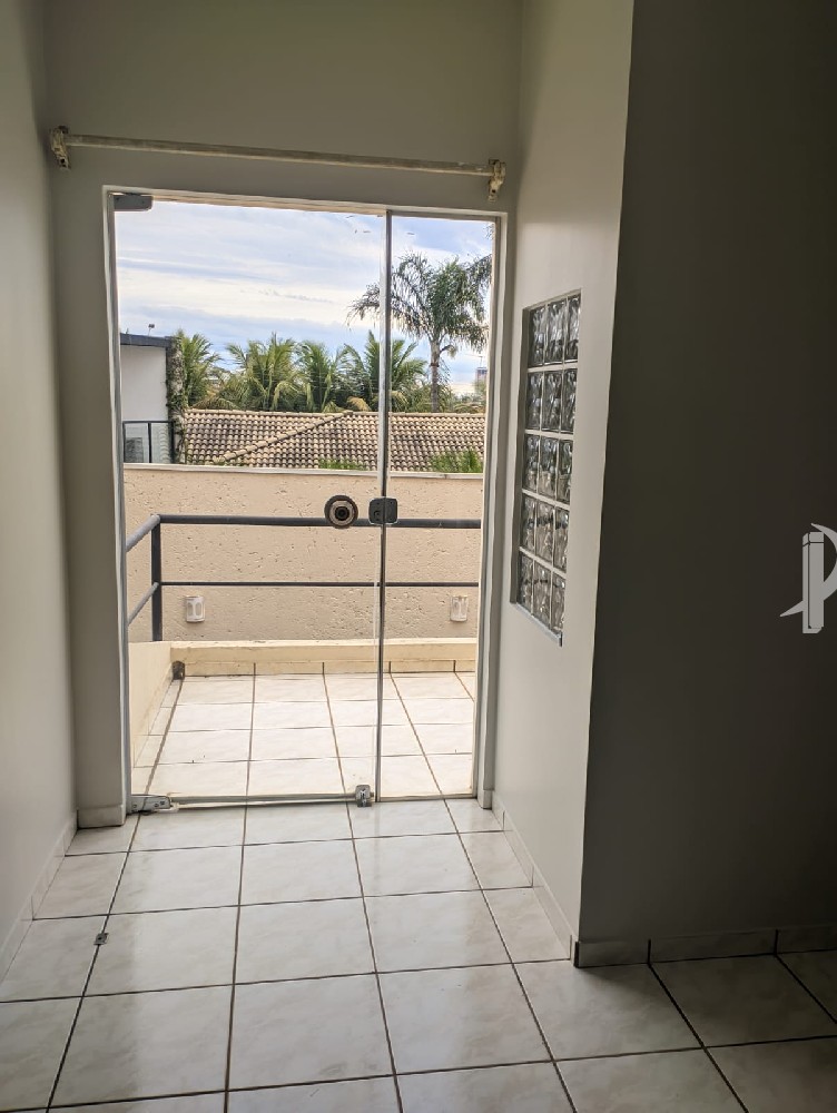 Casa à venda no bairro Lago das Mansões Silva Leão